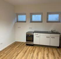 2 - Zimmer Wohnung - 450,00 EUR Kaltmiete, ca.  66,00 m² in Pirk (PLZ: 92712)