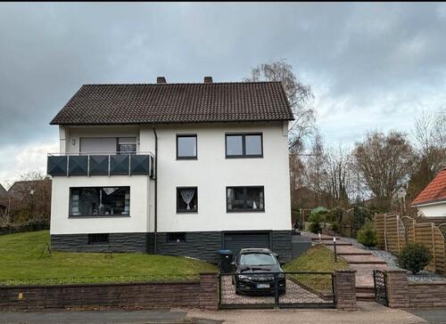 Foto - Modernisiertes Zweifamilienhaus mit großem Grundstück in Löhne