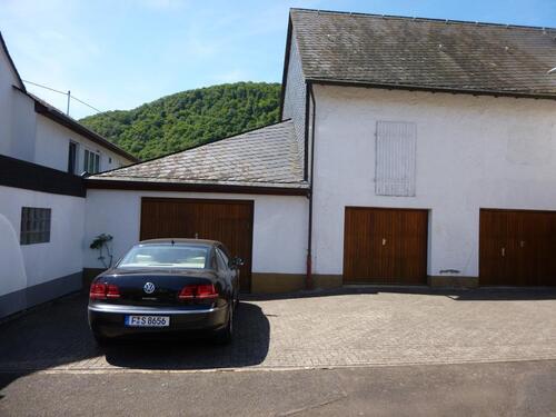 Foto - 12 Zimmer Mehrfamilienhaus, Wohnhaus in Senheim