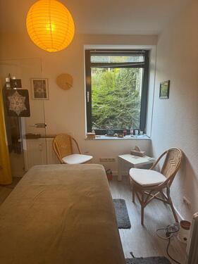 Foto - Raum Praxis in Aachen Burtscheid für Coaching oder Massage