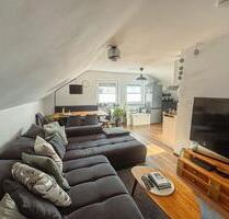 2-Zimmer Dachgeschoss-Wohnung in Ludwigsburg-Eglosheim
