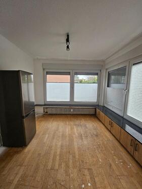 Foto - 4 Zimmer – aktuell renoviert, bald bezugsfertig!