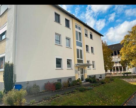 Foto - Helle 2-Zimmer-Wohnung im 2. OG rechts – ca. 60m² – zentrale Lage