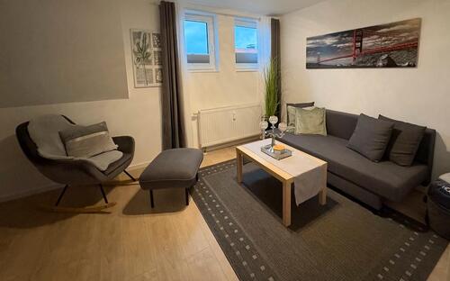 Foto - Top Lage Neheim! Helle, möblierte DG-Singlewohnung – ab 01.07.