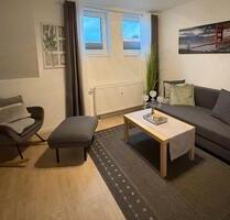 Top Lage Neheim! Helle, möblierte DG-Singlewohnung – ab 01.07. - Arnsberg Rusch