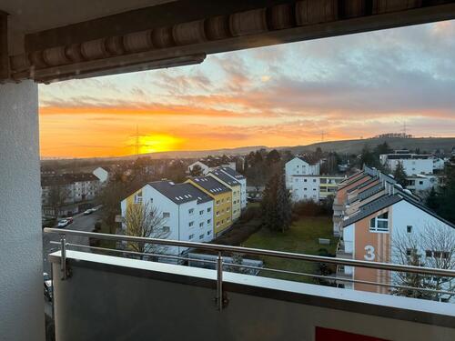 Foto - Erstbezug nach Sanierung: 3-ZKB, Balkon, Einbauküche