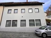 Foto - Große Gewerbefläche mit ca. 95 m² und 2 Büroräumen