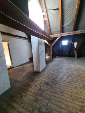 Foto - Großer Dachboden ca. 170 QM in Badenstedt als Lagermöglichkeit zu vermieten! Als ganzes oder geteilt