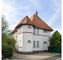 Toplage direkt am Bahnhof Oberursel - Möblierte 2,5-Zimmer-Wohnun - Oberursel (Taunus)