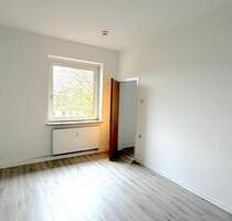 frisch renovierte 2-Zi-Whg gute ÖPNV- Anbindung ab sofort - Essen Stadtbezirk III