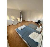 Sofort verfügbar: Möbliertes Zimmer in Kiel-Pries