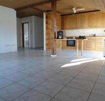 3 Zimmer DG-Wohnung - 700,00&nbsp;EUR Kaltmiete, ca.&nbsp; 75,00&nbsp;m&sup2; in Freigericht (PLZ: 63579)