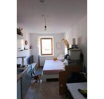 1 Zimmer Wohnung - 500,00&nbsp;EUR Kaltmiete, ca.&nbsp; 18,00&nbsp;m&sup2; in Frauenneuharting (PLZ: 83553)