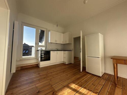 Foto - Kernsanierte Dachgeschosswohnung mit Balkon in der Innenstadt