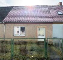 Renovierungsbedürftiges Mittelreihenhaus Provisionsfrei - Anklam
