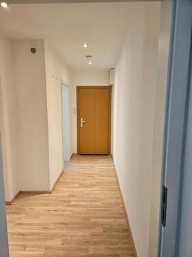 Foto - helle 2-Zimmer-Wohnung - 450,00 EUR Kaltmiete,