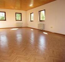 Einfamilienhaus zur Miete - 800,00&nbsp;EUR Kaltmiete, ca.&nbsp; 130,00&nbsp;m&sup2; in Rosengarten (PLZ: 74538)