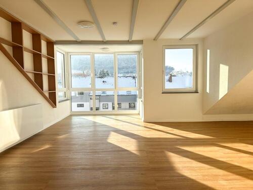 Foto - Helle DG-Wohnung mit Terrasse