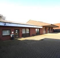 Bürofläche nebst Halle und 2 Garagen in zentraler Lage in Meppen zu vermieten!