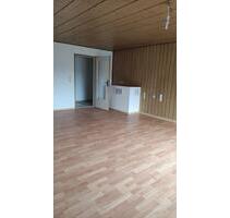 Geräumige Wohnung zu vermieten - 550,00 EUR Kaltmiete, in Rastenberg (PLZ: 99636)