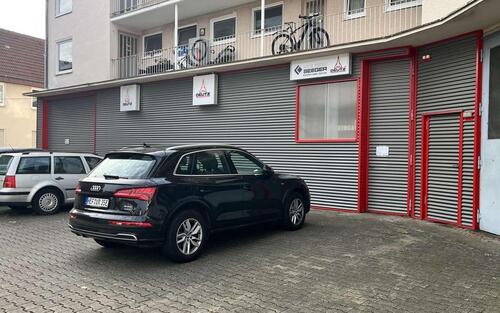 Foto - Innerstädtisch gelegene Lagerfläche mit Aufenthaltsraum