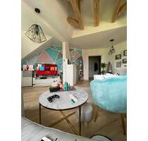 Schöne 3 Zimmer Wohnung am Stadtzentrum mit Aufzug - Chemnitz Altendorf