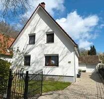 Gepflegtes Einfamilienhaus mit großem Garten in ruhiger Lage von - Bremen Blumenthal