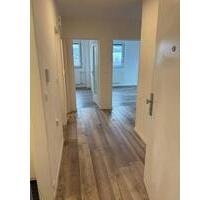 Frisch renovierte 3 ZKB Wohnung im 5. OG mit Balkon in Bettringen - Schwäbisch Gmünd Bargau