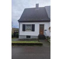 Doppelhaushälfte mit großem Grundstück mit Ausbaupotenzial - Aachen Aachen-Mitte