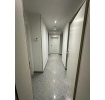 Mitwohnung in Worms, Neuhausen - 1.200,00&nbsp;EUR Kaltmiete, ca.&nbsp; 80,00&nbsp;m&sup2; in Bechtheim (PLZ: 67595)