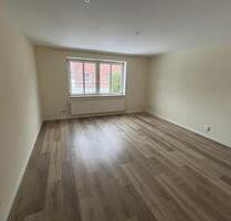 Geräumige helle schöne 2-Zimmerwohnung mit Einbauküche zu sofort zu vermieten. - Lütjenburg