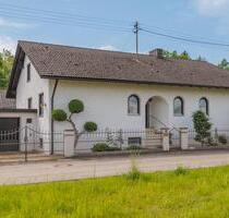 Repräsentative Landhaus-Architektur mit Wohlfühl-Garantie - Ernsgaden