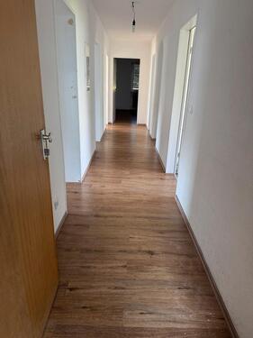 Foto - 4-Zimmer-Wohnung mit Balkon & Garage in Weingarten