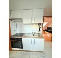 Dachgeschosswohnung 2 Zimmer mit Küche in DuisburgMeiderich