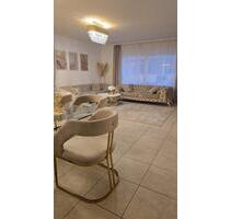 Großzügige 5 Zimmer Wohnung mit Sonniger Südterrasse. - Remscheid Lüttringhausen