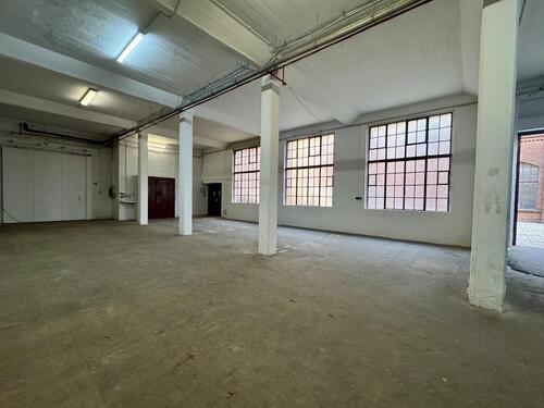 Foto - Gewerbefläche Lager - 1.950,00&nbsp;EUR Kaltmiete, ca.&nbsp; 195,00&nbsp;m&sup2;