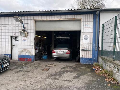 Foto - Kfz Werkstatt voll ausgestattet