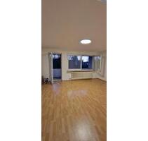 Helle 2 - Zimmer Wohnung in Wiesbaden