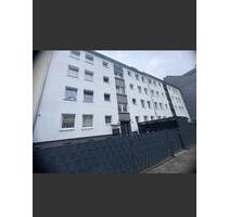 Gemütliche Dachgeschosswohnung - 430,00&nbsp;EUR Kaltmiete, ca.&nbsp; 47,00&nbsp;m&sup2; in Gelsenkirchen (PLZ: 45881) Gelsenkirchen-Mitte