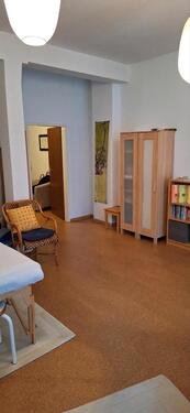 Foto - Zimmer in Heilpraxis - 200,00&nbsp;EUR Kaltmiete, ca.&nbsp; 25,00&nbsp;m&sup2;
