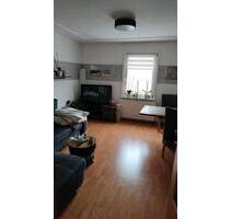 3 Raumwohnung, bei Bedarf komplett möbliert zu vermieten - Meiningen