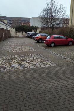 Foto - PKW Stellplatz Timaeusstr.14-16 Dresden-Neustadt