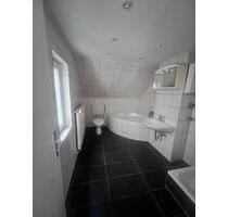 Helle 2-Zimmer Wohnung mit Einbauküche - Braunschweig Lehndorf-Watenbüttel