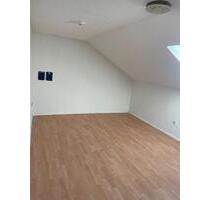Charmante 2-Zimmer-Dachgeschosswohnung zu vermieten - Polch
