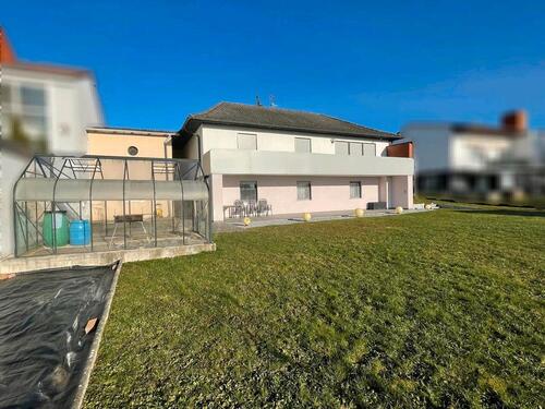 Foto - 7 Zimmer Einfamilienhaus zum Kaufen in Strullendorf