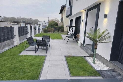 Foto - Modernes kernsaniertes Einfamilienhaus-komplett gefliest