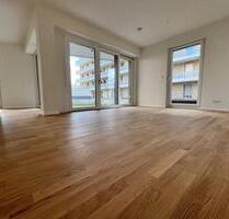 Erstbezug am Wasser: 2-Zimmer-Wohnung mit Einbauküche & Garten - Berlin Lichtenberg