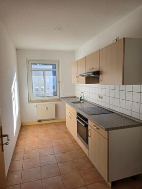 Foto - Großzügige 2 -Raumwohnung mit Tageslichtbad + Balkon + Einbauküche!