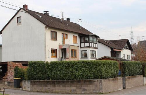 Foto - Einfamilienhaus DHH - 165.000,00&nbsp;EUR Kaufpreis, ca.&nbsp; 90,00&nbsp;m&sup2;