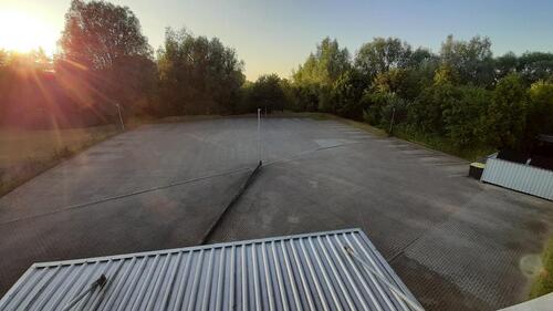 Foto - Stellfläche (gepflastert) - 600,00&nbsp;EUR Kaltmiete, ca.&nbsp; 0,00&nbsp;m&sup2;
